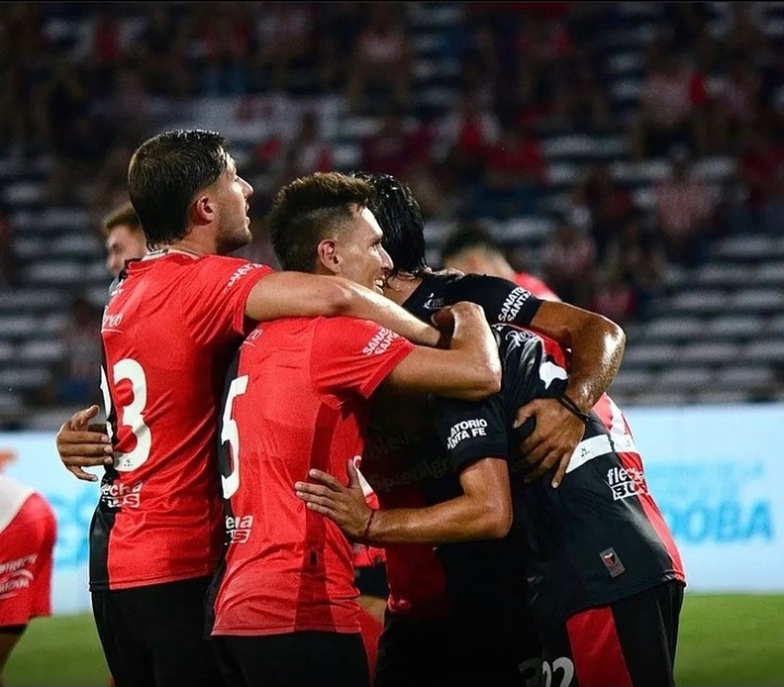 Liga profesional: Luis Lobo Medina será el árbitro en el encuentro entre Colón y Godoy Cruz 