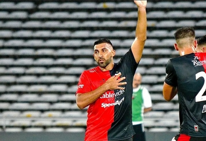 Colón: Bajas en el Plantel Sabalero previo al encuentro ante Godoy Cruz. Mientras que Saralegui probó una posible formación 