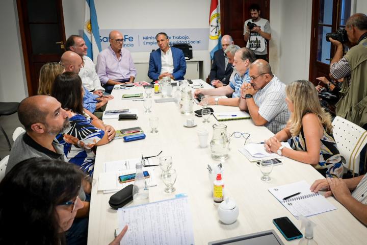 Sadop: las seccionales Santa Fe y Rosario participaron de la primera reunión de la paritaria salarial