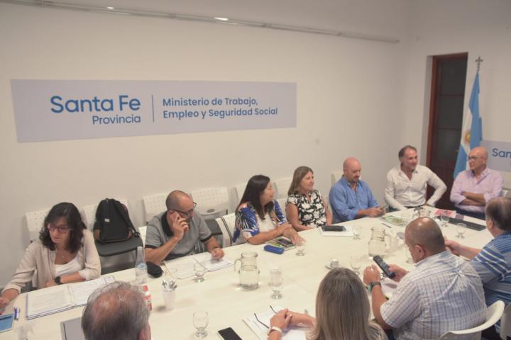 Amsafe insiste con la necesidad de recuperar el poder adquisitivo de los docentes