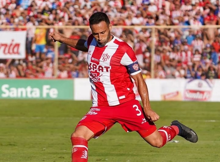 Fútbol profesional: Unión jugará frente a Estudiantes de La Plata