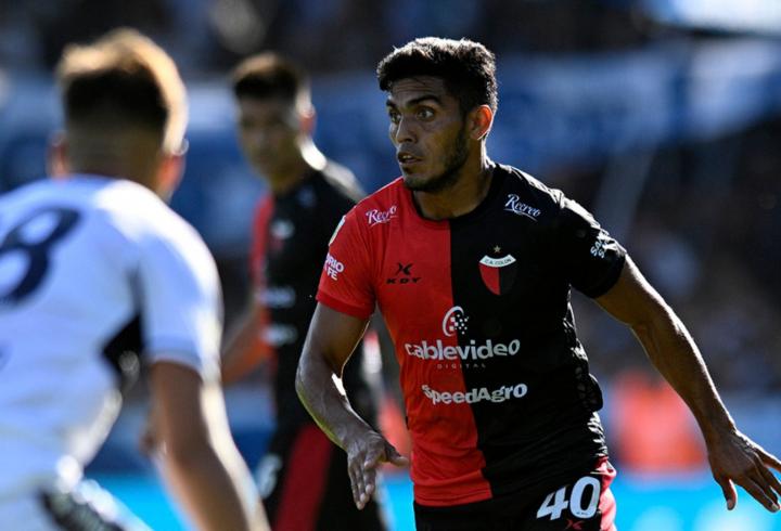 Fútbol profesional: Colón volvió al entrenamiento pensando en el encuentro con Newell's  
