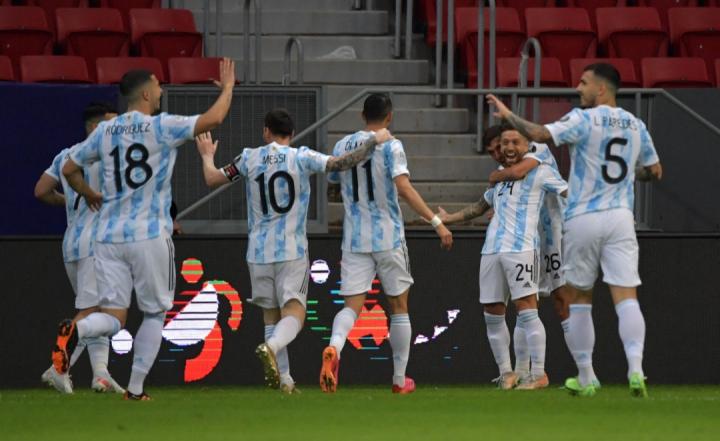 Con muy poco, Argentina venció a Paraguay 