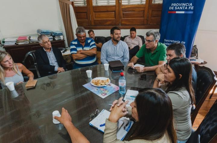 Atención municipales: el gobierno provincial convocó a los paritarios de FESTRAM para revisar los tramos salariales vigentes