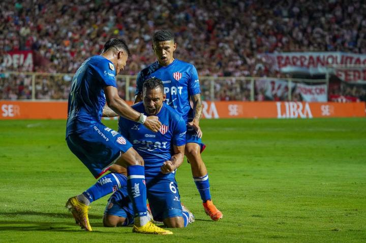 Liga profesional: Unión visitará a River en el Más Monumental 