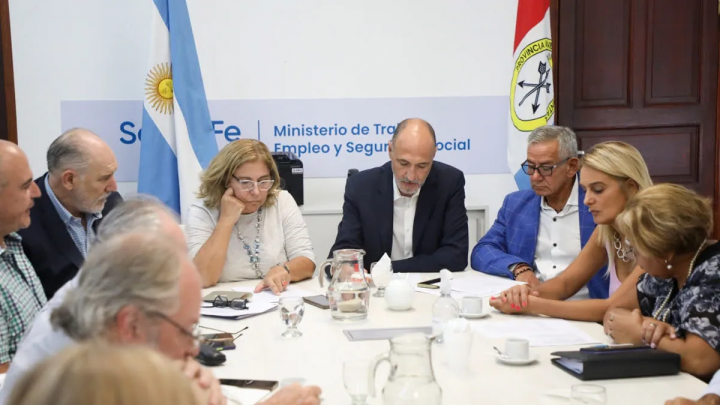 Paritaria de salud: El Gobierno convocó a los representantes gremiales a una nuevo reunión 
