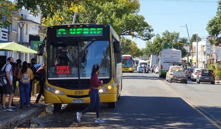 A partir de este jueves, viajar a Santa Fe en colectivo costará $ 1028,82