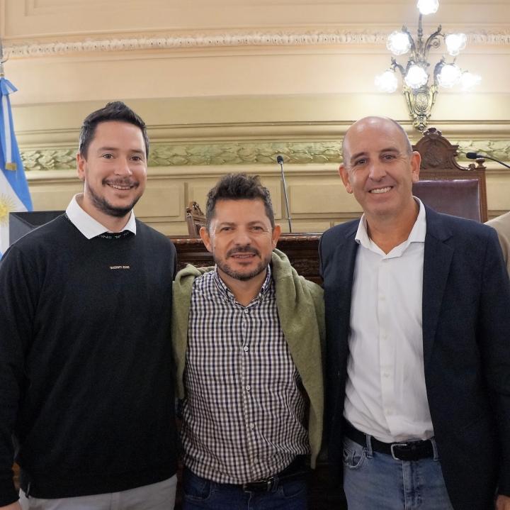 La Vecinal Sargento Cabral recibió un aporte económico en el marco del Plan de Fortalecimiento Institucional