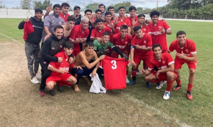 Liga Santafesina: Independiente dejó el invicto en el predio Nery Pumpido ante El Quillá