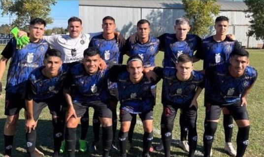 Fútbol por el ascenso: Invicto y en la punta del campeonato, Academia Andrés Cabrera sigue arriba tras vencer a Atlético Floresta 