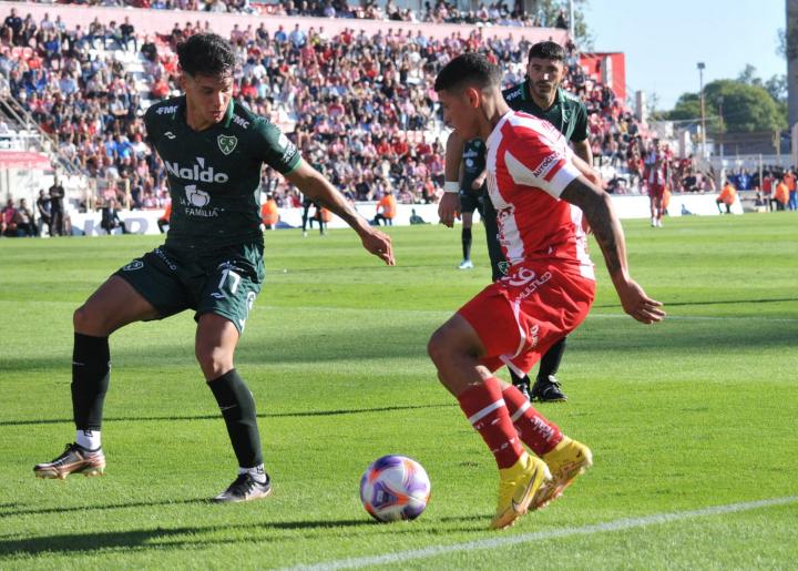 Unión perdió 2-0 y sigue en caída libre 