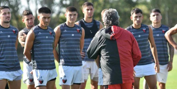 Colón comienza la semana pensando en Barracas Central 