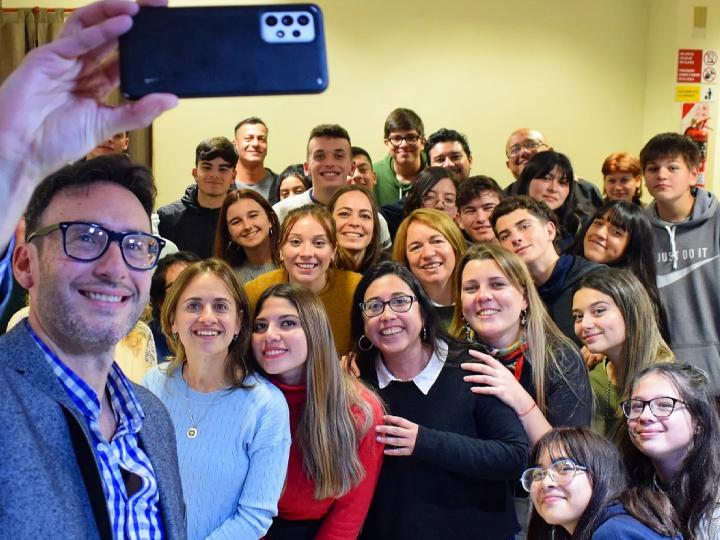 Voto joven: “Más de 1.200 jóvenes van a poder votar en Santo Tomé”