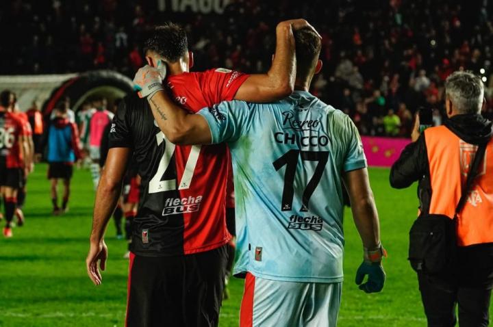 Desde las 16:30, Colón recibe a Central Córdoba en busca de volver al triunfo 
