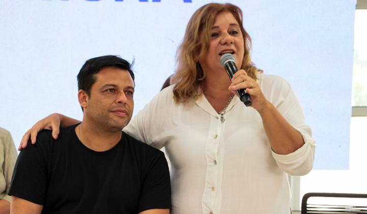 Chani Zamora: 
