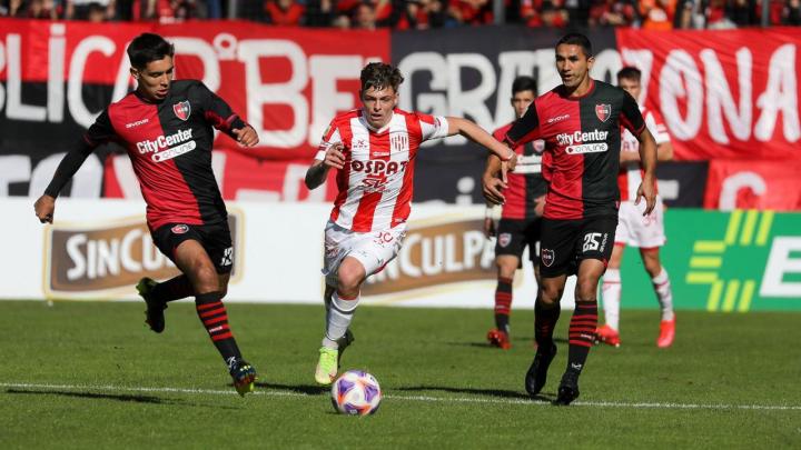 Unión reaccionó y empató 1-1 frente a Newell´s 