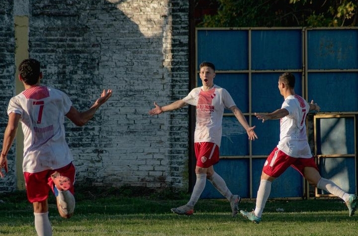 Liga santafesina: Independiente Santo tomé se enfrentará a UNL en el Mauricio Martínez, en busca de mantener la punta del torneo