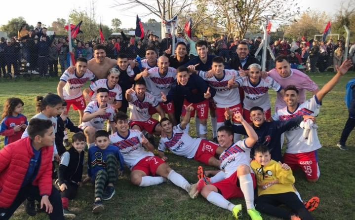 Liga santafesina: En un duelo difícil, Vecinal Gálvez venció a Academia Cabrera y se ubicó como único líder en el ascenso liguista 