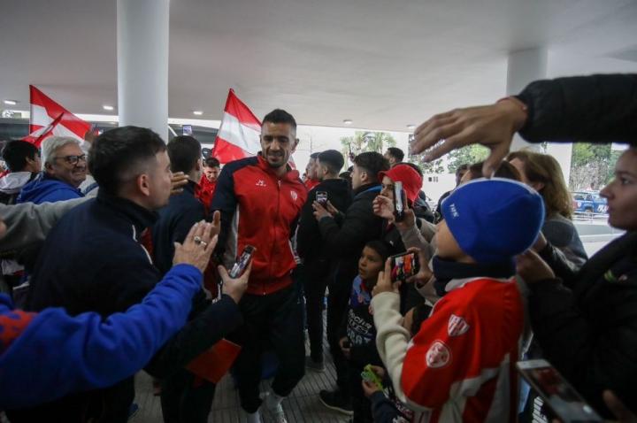 Con el debut de Kily González, Unión visita a Atlético Tucumán 