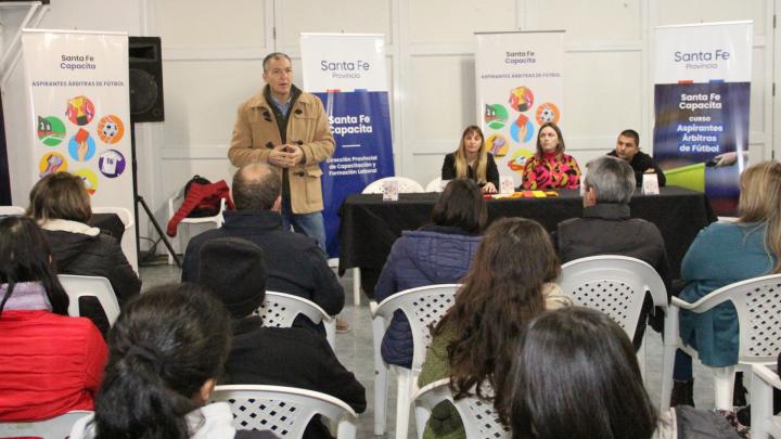 Santa Fe Capacita: comenzó el curso de Aspirantes a Árbitras 