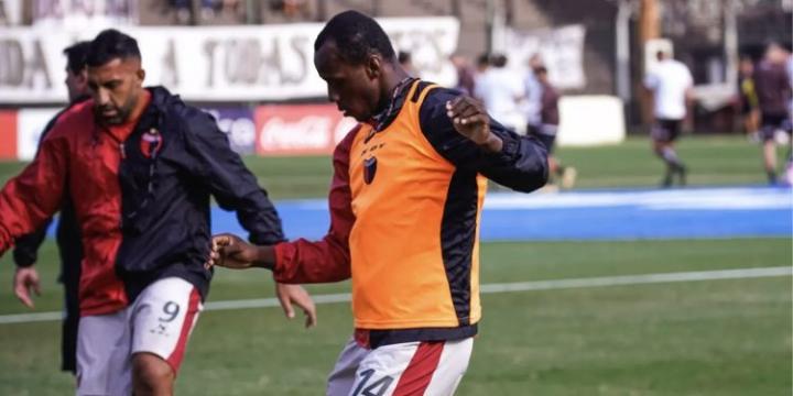 Un club de Suiza habría ofertado por Baldomero Perlaza 