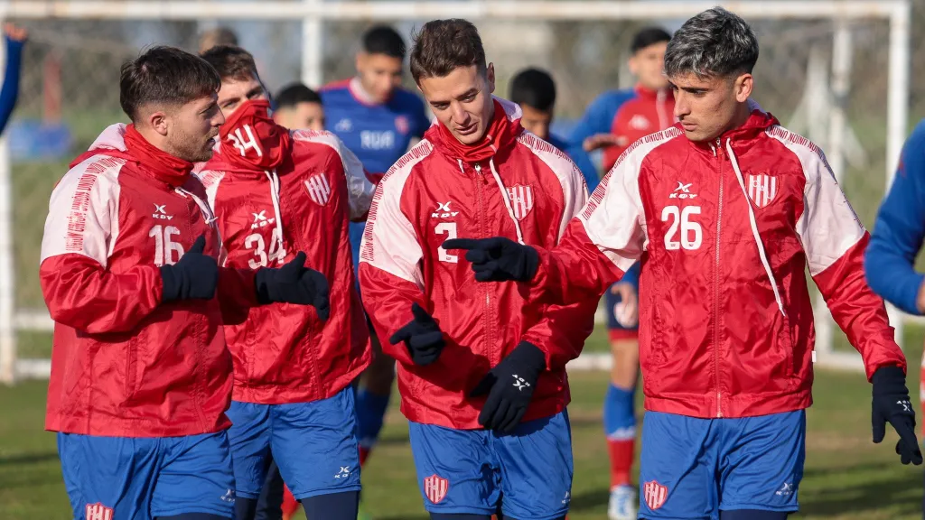 Unión recupera lesionados para el partido frente a Vélez 