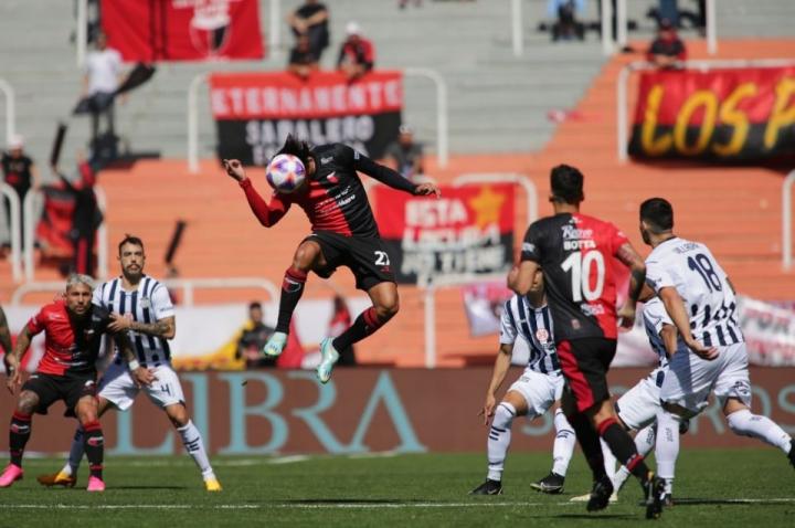 Por penales, Colón quedó eliminado de la Copa Argentina