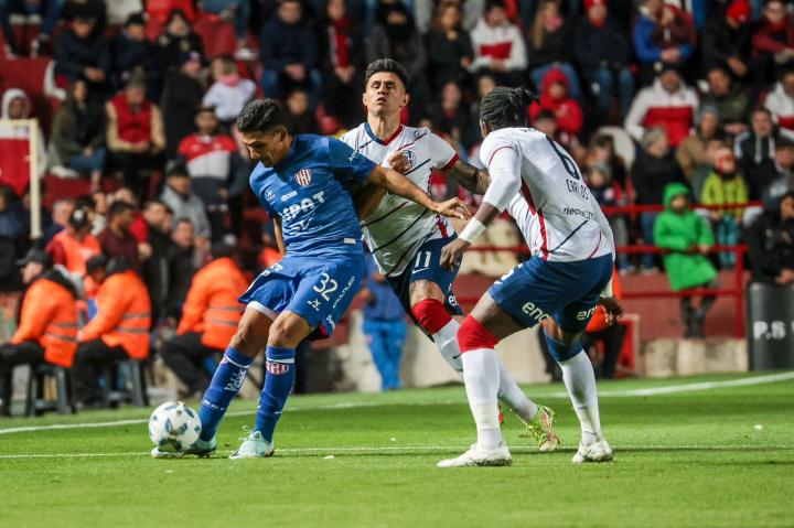 En un partido donde mereció más, Unión empató 1-1 con San Lorenzo