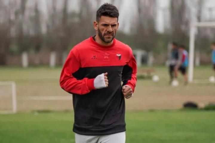 Frente a Instituto, Gorosito piensa en dos variantes