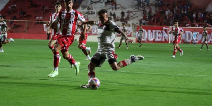 Aburrido empate 0-0 en el Clásico de reserva 