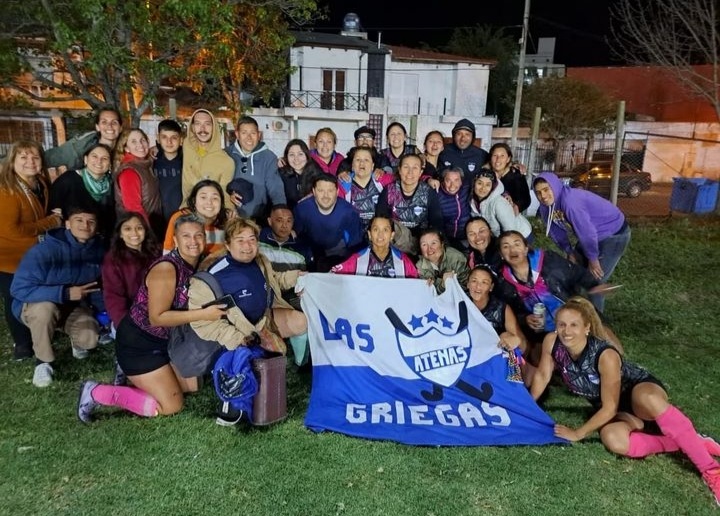 Hockey mamis:  Destacada participación de Atenas en el Nacional de menores en Paraná 