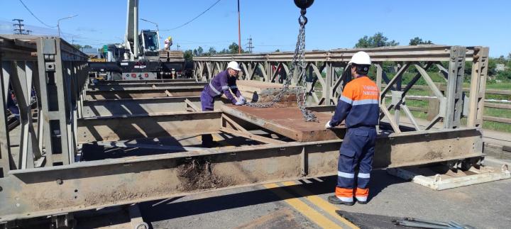 Este viernes continúa el montaje del Puente Bailey