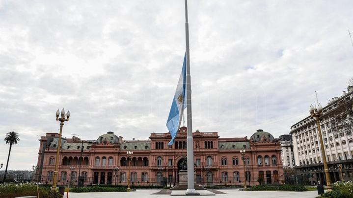 Cinco días de Duelo Nacional en homenaje a los muertos por coronavirus
