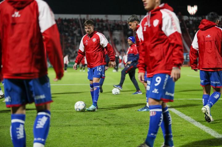 Unión vuelve a los entrenamientos pensando en Barracas