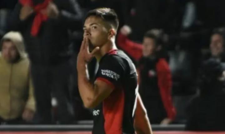 Con un golazo de Lago, el sabalero se quedó con los tres puntos en Santa Fe