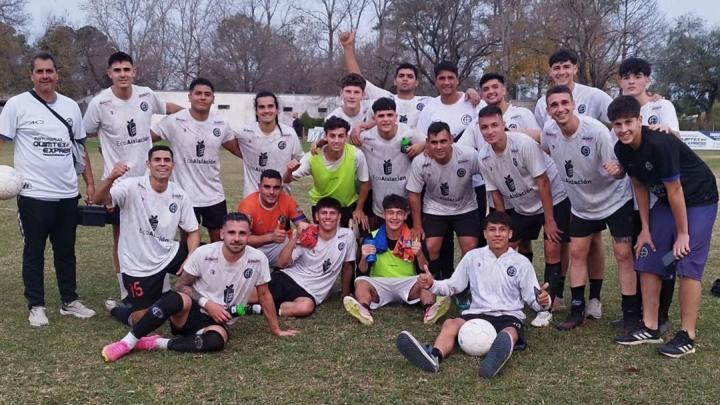 Ascenso Liguista: Academia Cabrera sigue firme en la lucha por subir a Primera