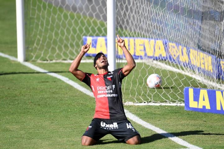 Defensa y Justicia va a fondo por un defensor de Colón 