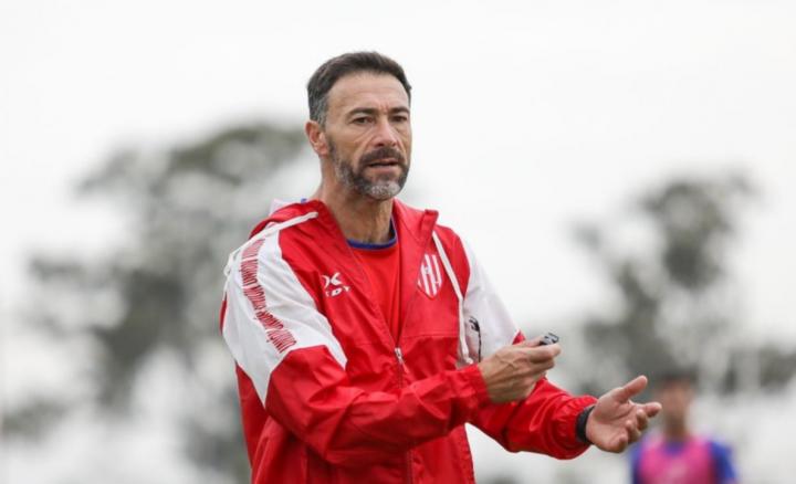 Kily González, con una duda en la delantera para el partido contra San Lorenzo