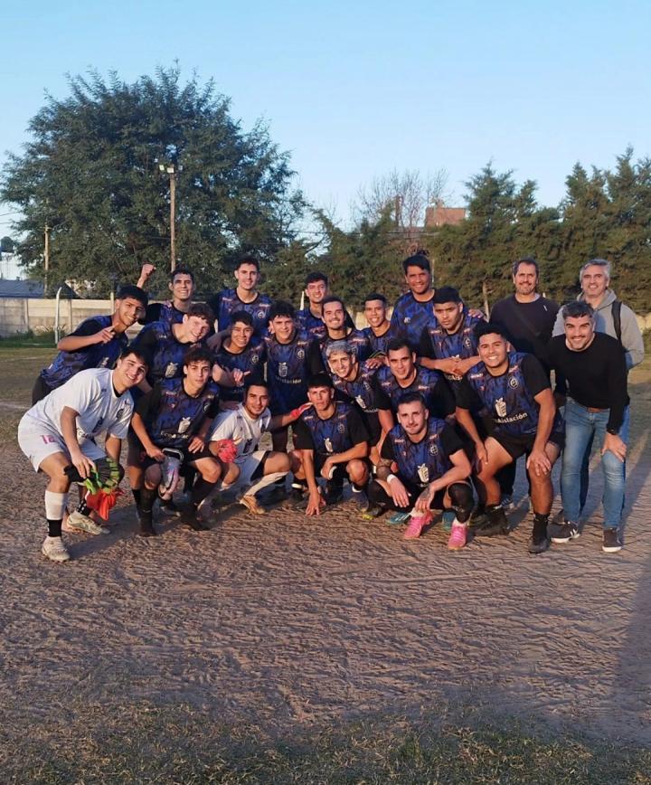 Ascenso: nueva victoria de Academia AC para seguir soñando con subir a Primera