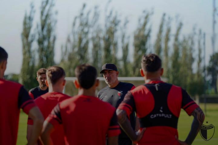 Delfino piensa en el once para enfrentar a CADU