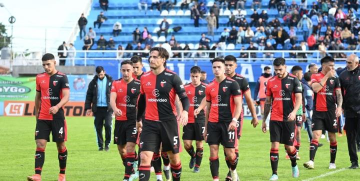 Colón no pudo mantener la ventaja y terminó cayendo frente a CADU