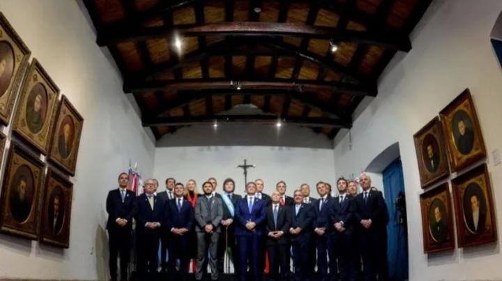 Los cambios económicos que plantea el Pacto de Mayo