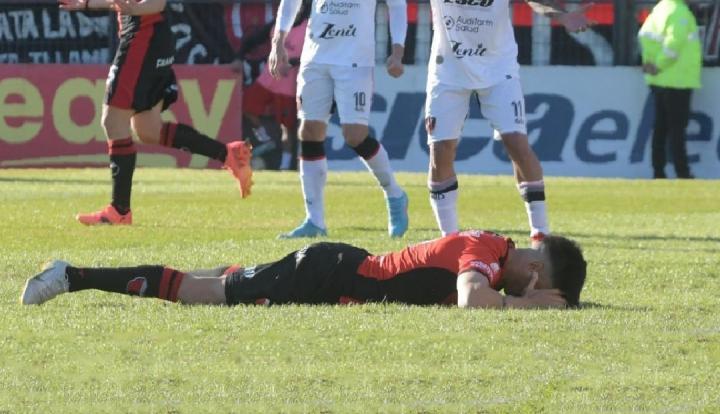 Sin actitud, Colón perdió un partido clave en la lucha por ascender