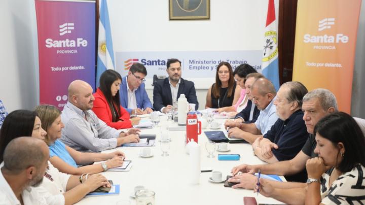 Paritarias: los gremios fueron convocados para dialogar sobre la actualización salarial del segundo semestre