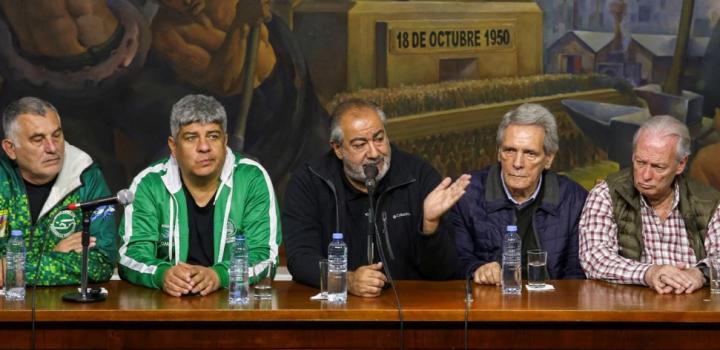 La CGT endurece su postura y se retira del 