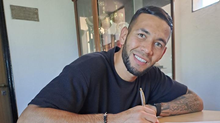 Jorge Sanguina estampó la firma y ya es jugador de Colón