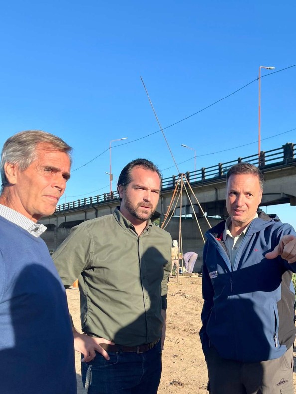 Weiss Ackerley, Pullaro y autoridades provinciales supervisaron los trabajos para el nuevo Puente Santa Fe-Santo Tomé 