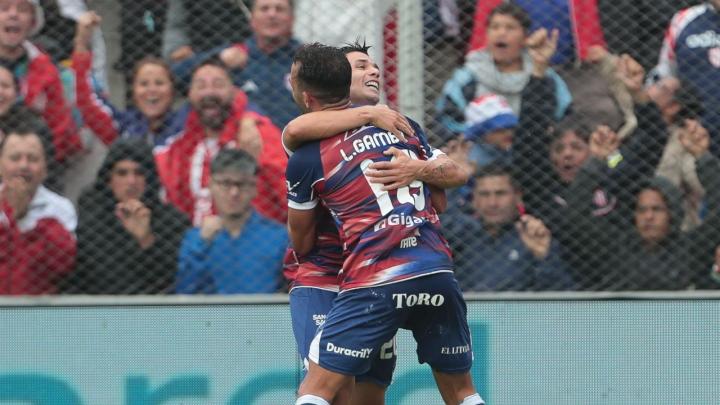Por una cabeza, Unión venció 1-0 a Central Córdoba y respira en la tabla