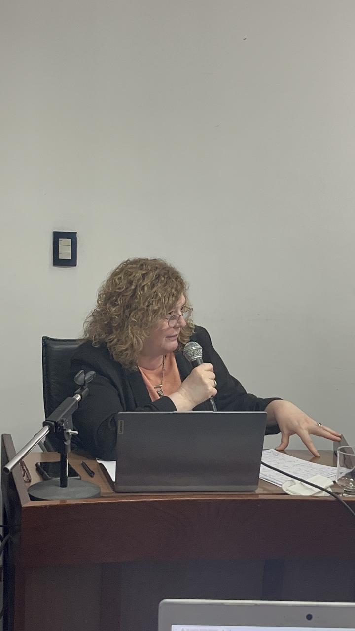 Alejandra Chena solicita la implementación de la ordenanza sobre tenencia responsable de animales en espacios públicos