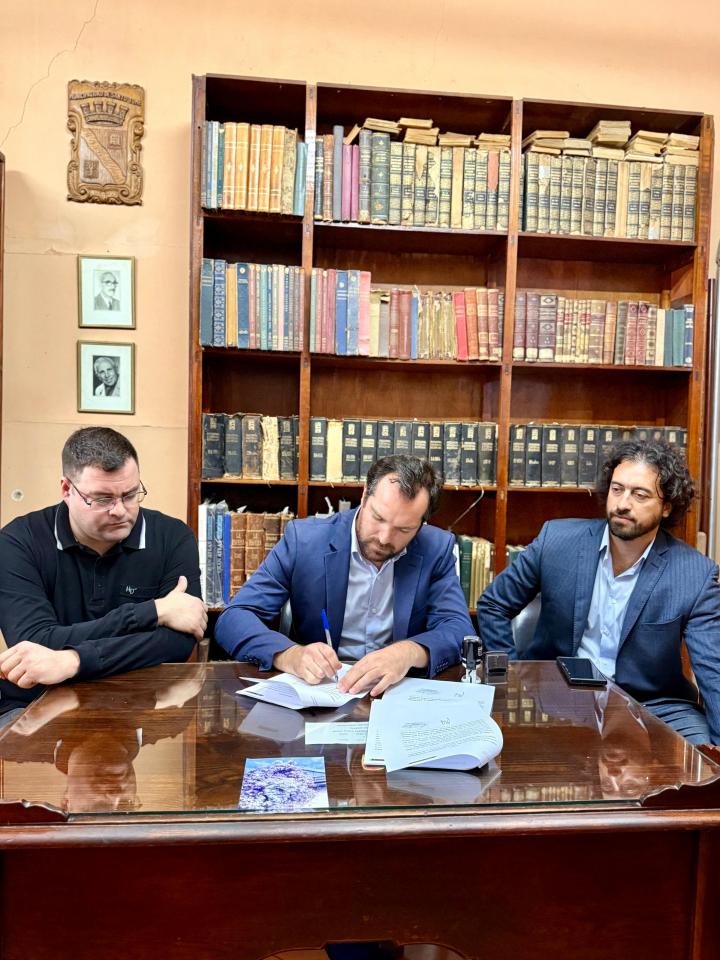 Municipalidad de Santo Tomé y UTN Firman Convenio para Preservar el Patrimonio Histórico  